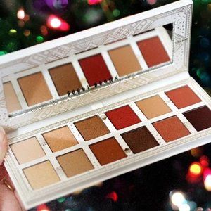 Lightly used Bobbi Brown Golden Illusion Eye Shadow Palette